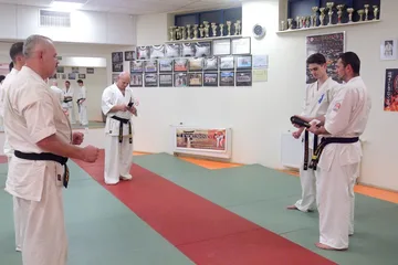Wręczenie czarnych pasów w ostrowskim dojo (zdjęcia)