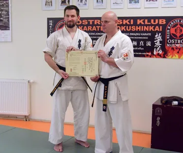 Wręczenie czarnych pasów w ostrowskim dojo (zdjęcia)