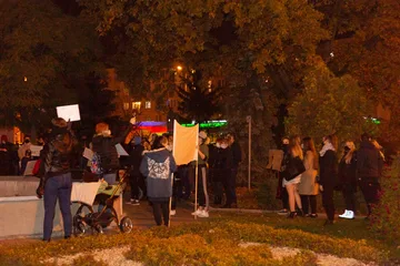Strajk kobiet w Ostrowi Mazowieckiej. Skandaliczne zachowanie części uczestników (zdjęcia, wideo)