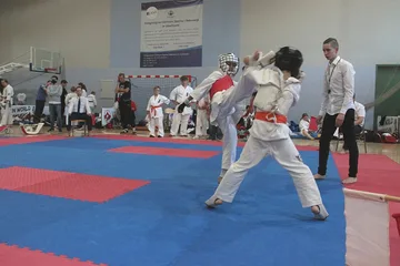 Ostrowski Klub Karate Kyokushinkai na turniej w Józefowie (zdjęcia)