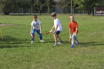 Sztafetowe biegi przełajowe w ZPPO w Broku (zdjęcia)