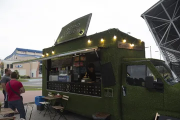 Zlot Foodtrucków 2020 (zdjęcia)