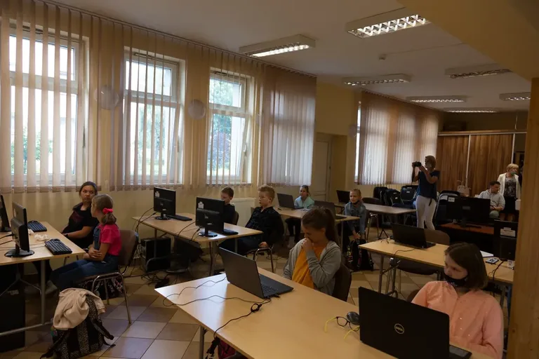 Warsztaty graficzne zorganizowane przez MBP (zdjęcia)