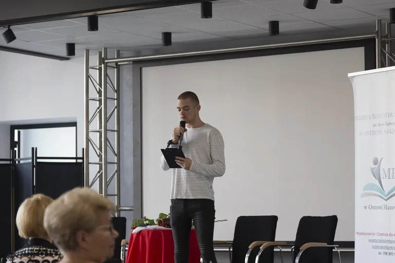 Narodowe Czytanie w Ostrowi Mazowckiej (zdjęcia, wideo)