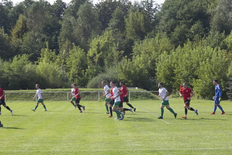 KS Ostrovia przegrywa z MKS-em Ciechanów (zdjęcia)