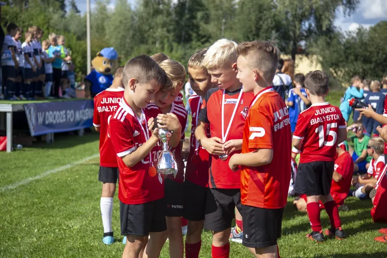 Turniej piłkarski "W drodze po marzenia" (zdjęcia, wideo)