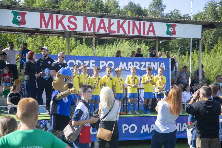 Turniej piłkarski "W drodze po marzenia" (zdjęcia, wideo)