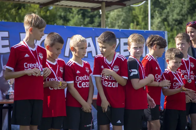 Turniej piłkarski "W drodze po marzenia" (zdjęcia, wideo)