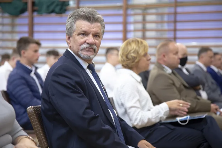 Uczniowie z Lubiejewa rozpoczęli rok szkolny (zdjęcia)