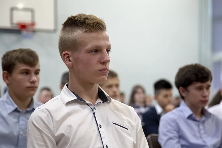 Uczniowie z Lubiejewa rozpoczęli rok szkolny (zdjęcia)
