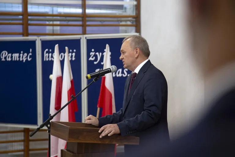 Uczniowie z Lubiejewa rozpoczęli rok szkolny (zdjęcia)