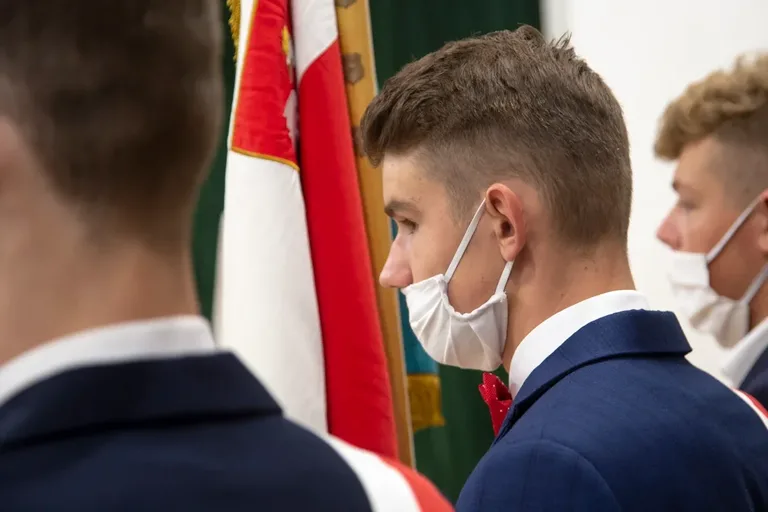 Uczniowie z Lubiejewa rozpoczęli rok szkolny (zdjęcia)