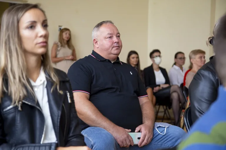 Rozpoczęcie roku szkolnego w "czwórce" (zdjęcia, wideo)