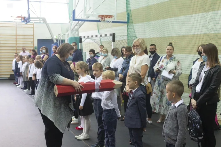 Ślubowanie pierwszaków w Szkole Podstawowej nr 1 (zdjęcia)