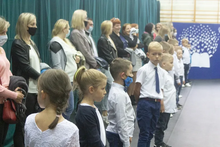Ślubowanie pierwszaków w Szkole Podstawowej nr 1 (zdjęcia)