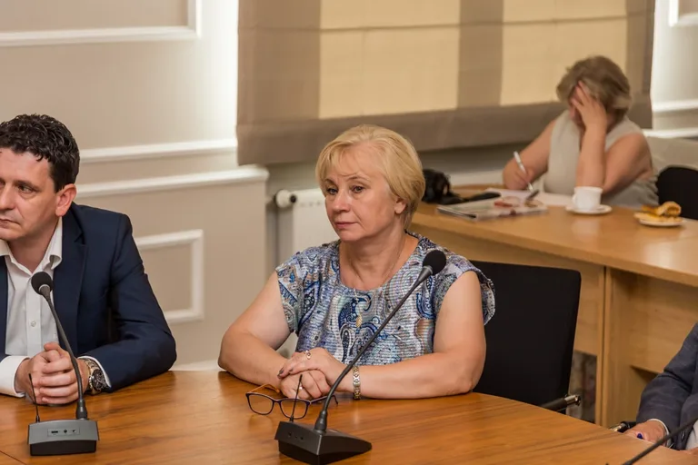 "Tarcza dla samorządów". Minister cyfryzacji przedstawił program (zdjęcia, wideo)