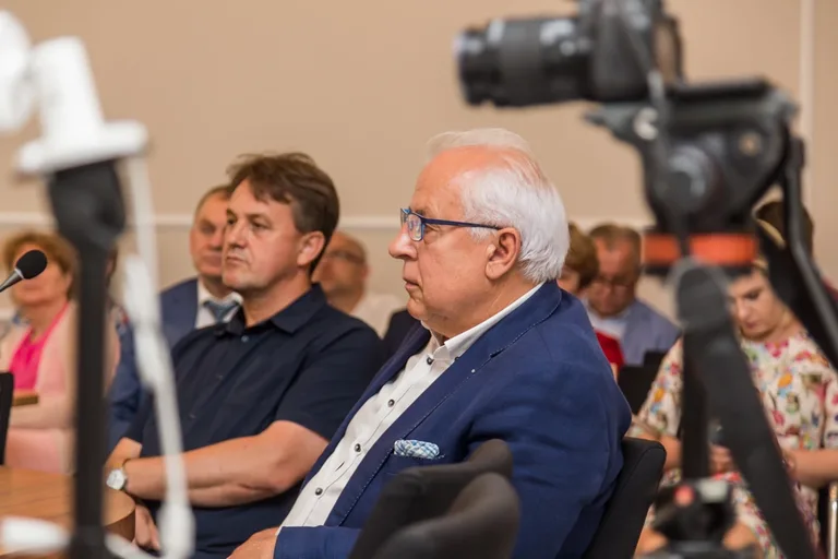 "Tarcza dla samorządów". Minister cyfryzacji przedstawił program (zdjęcia, wideo)
