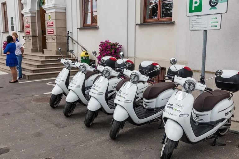 Kolejny sezon ze skuterami elektrycznymi (zdjęcia)