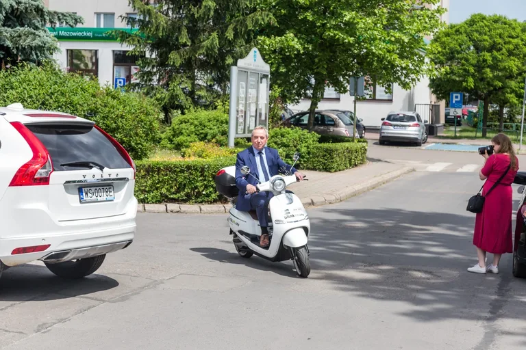 Kolejny sezon ze skuterami elektrycznymi (zdjęcia)