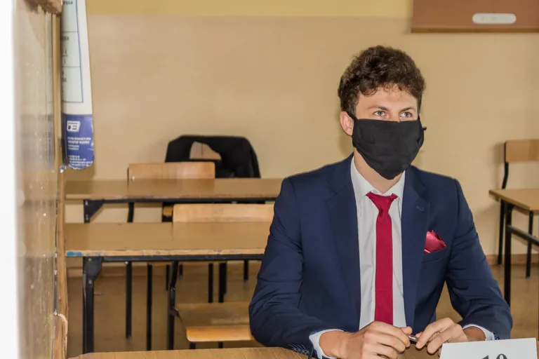 Matura w ostrowskim "Rubinku" (zdjęcia)