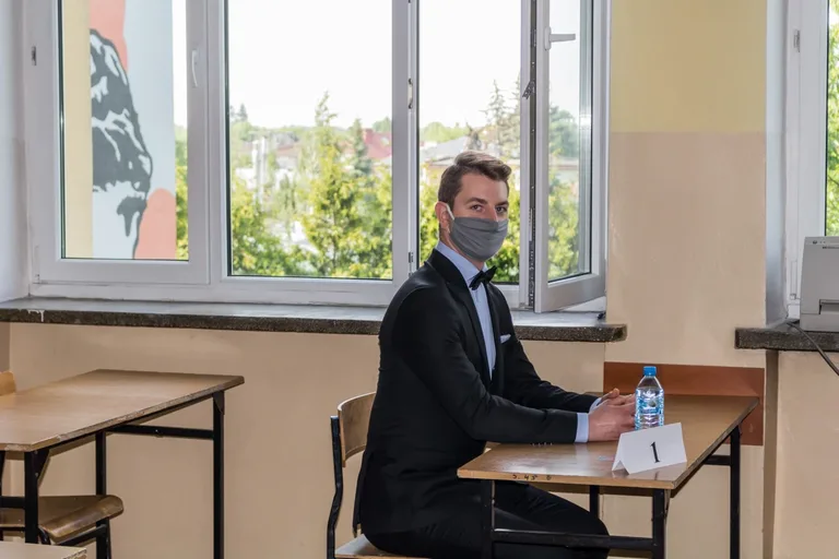 Matura w ostrowskim "Rubinku" (zdjęcia)