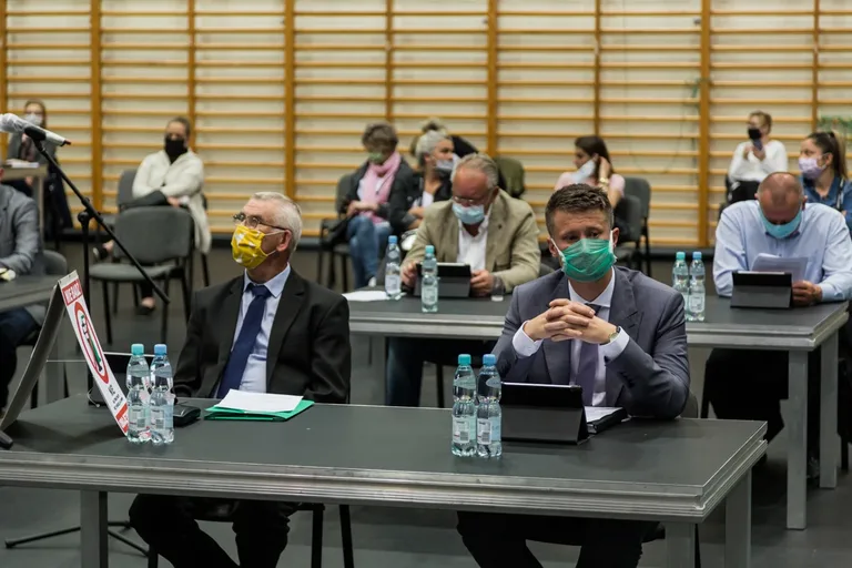 Mniejsze godziny pracy ostrowskich przedszkoli? Burzliwa sesja rady miasta (zdjęcia, wideo)