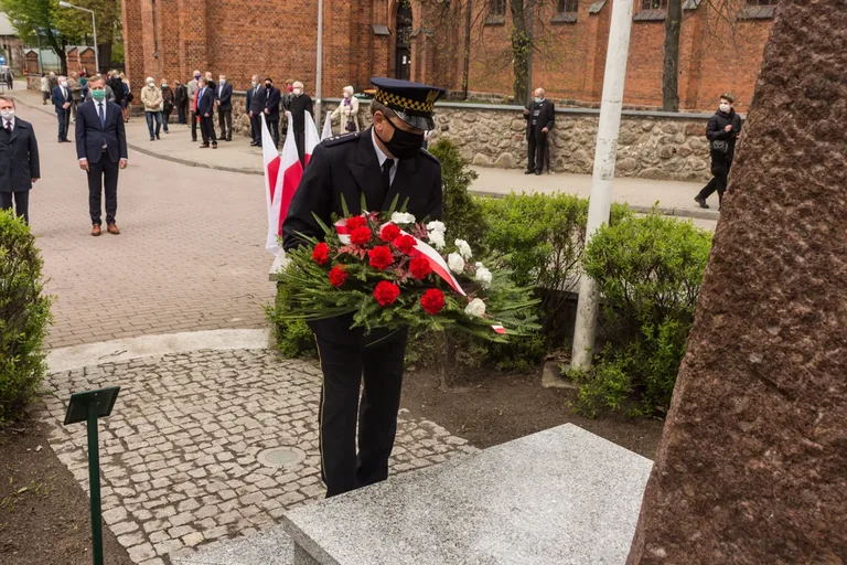 Skromne 3-cio majowe uroczystości pod Dębem Wolności