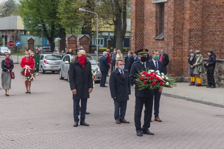 Skromne 3-cio majowe uroczystości pod Dębem Wolności