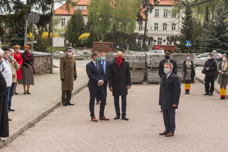 Skromne 3-cio majowe uroczystości pod Dębem Wolności
