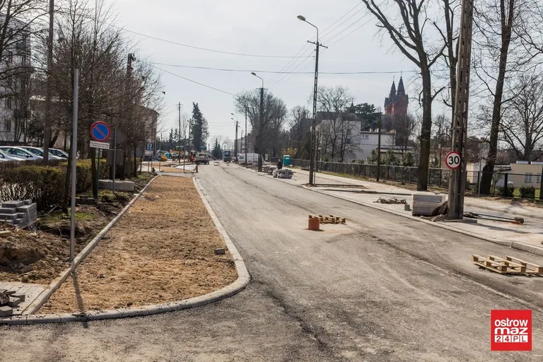 Nowa warstwa asfaltu pojawia się na ulicy Kościuszki (zdjęcia)