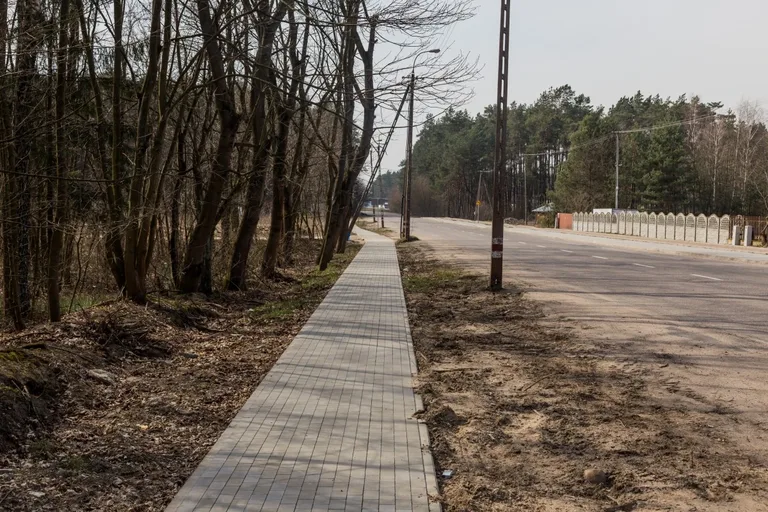 Budowa ciągów pieszo-rowerowych (zdjęcia)
