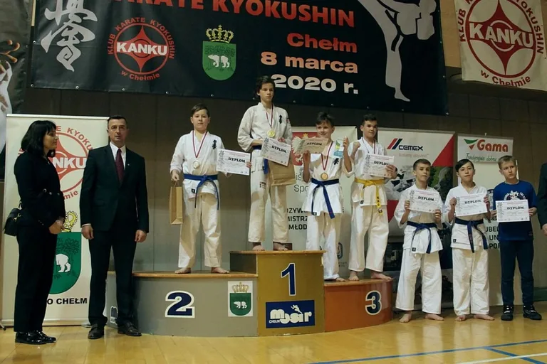 Dobry start ostrowskich karateków w Chełmie (zdjęcia)
