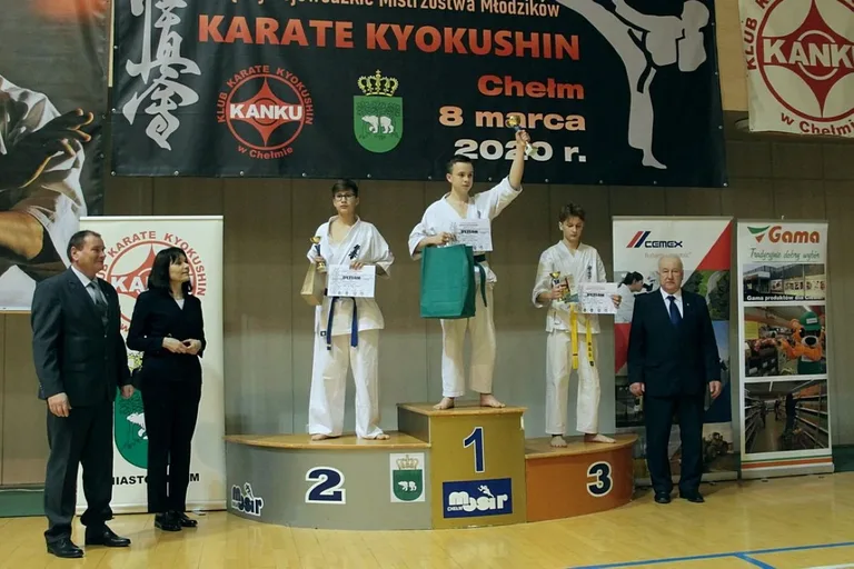 Dobry start ostrowskich karateków w Chełmie (zdjęcia)