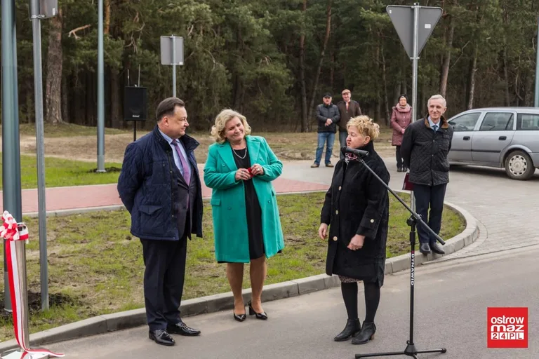 Oficjalne otwarcie ulicy Przedszkolnej w Małkini Górnej (zdjęcia, wideo)
