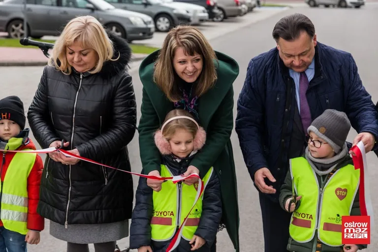 Oficjalne otwarcie ulicy Przedszkolnej w Małkini Górnej (zdjęcia, wideo)