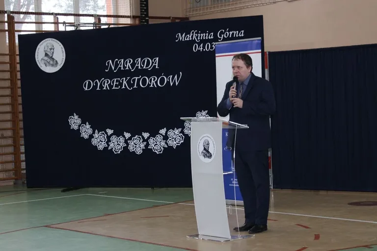 Narada dyrektorów szkół i placówek z powiatu ostrowskiego w Małkini Górnej (zdjęcia)