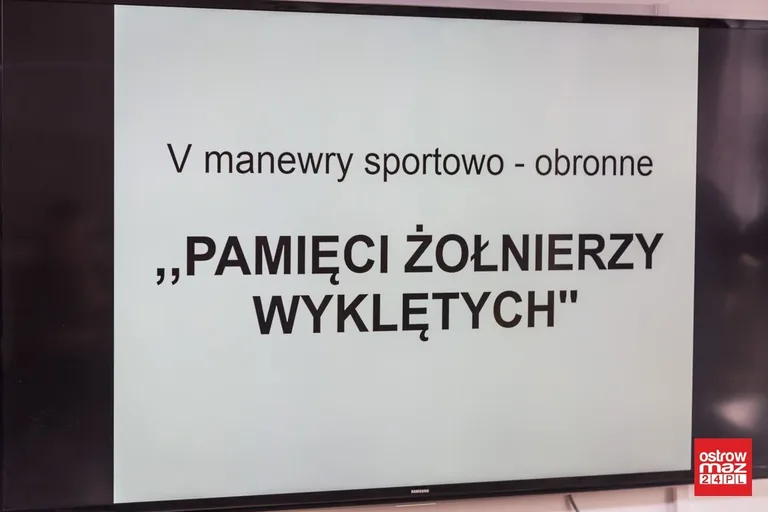 Manewry survivalowo-obronne w ostrowskim "Rubinku" (zdjęcia)