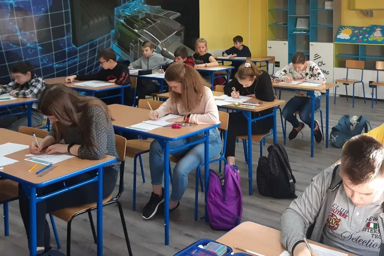 Matematyczne wyzwania w ostrowskiej "dwójce" (zdjęcia)