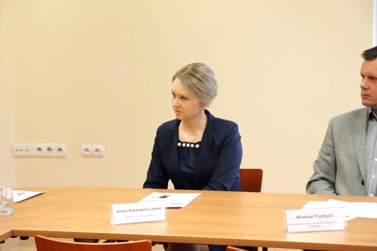 Samorząd Mazowsza uruchomił dziesięć programów wsparcia. Na ich realizację przeznaczy ponad 100 milionów złotych (zdjęcia)