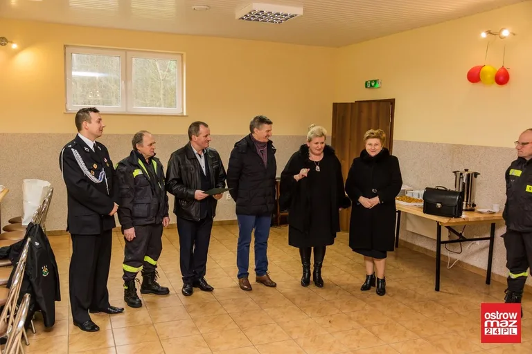 Strażacy z OSP Glina z nową odzieżą ochronną (zdjęcia)