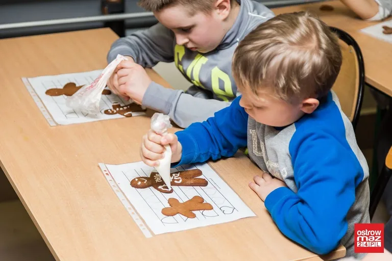 Zimowe półkolonie z MOSiR (zdjęcia)