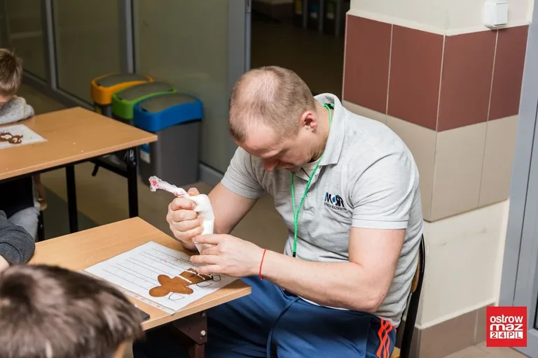 Zimowe półkolonie z MOSiR (zdjęcia)