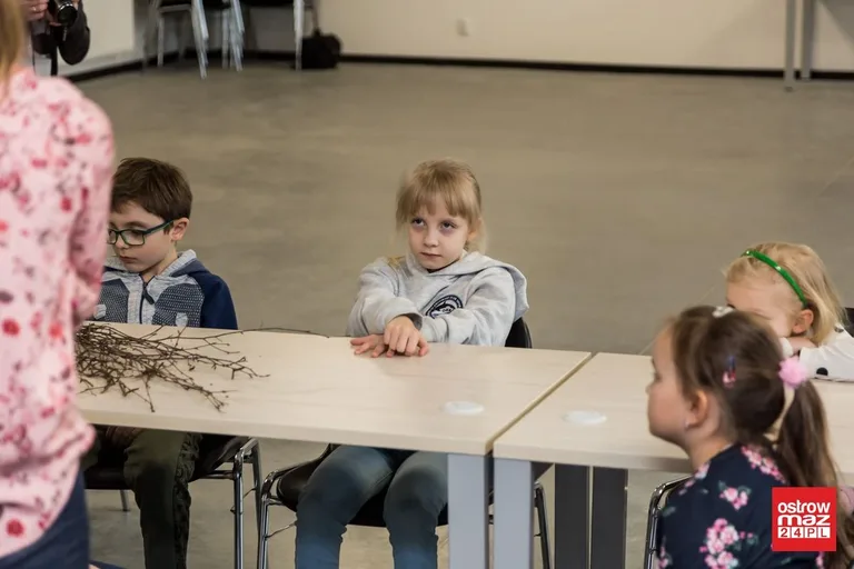 "Biblioteczny alfabet bezpieczeństwa". Zajęcia edukacyjne dla dzieci (zdjęcia)