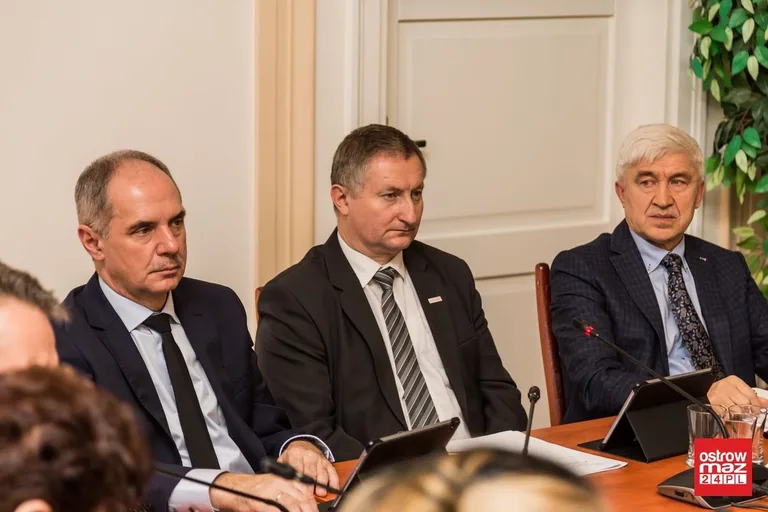 Podwyżki opłat za odpady komunalne (zdjęcia, wideo)