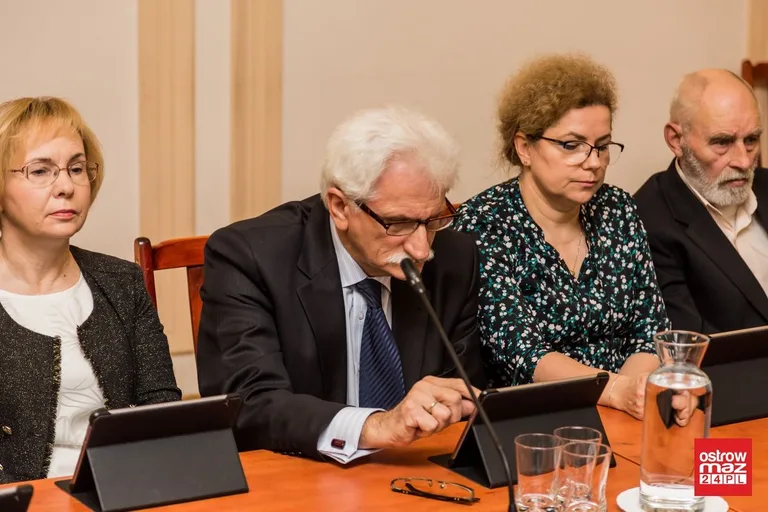 Podwyżki opłat za odpady komunalne (zdjęcia, wideo)