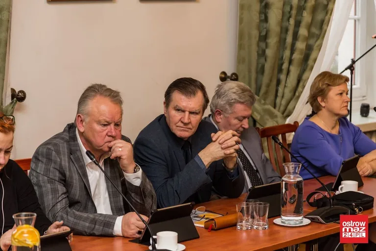 Podwyżki opłat za odpady komunalne (zdjęcia, wideo)