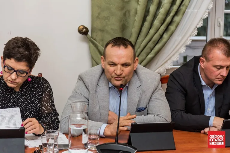 Podwyżki opłat za odpady komunalne (zdjęcia, wideo)