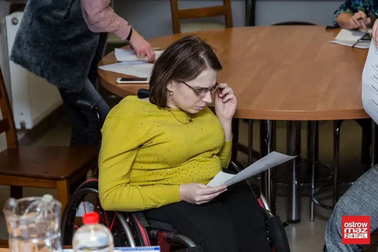 "Naturalne środki czystości". Warsztaty w Środowiskowym Domu Samopomocy (zdjęcia)