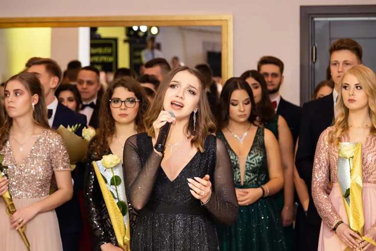 Studniówka uczniów ostrowskiego Kopernika (zdjęcia, wideo)