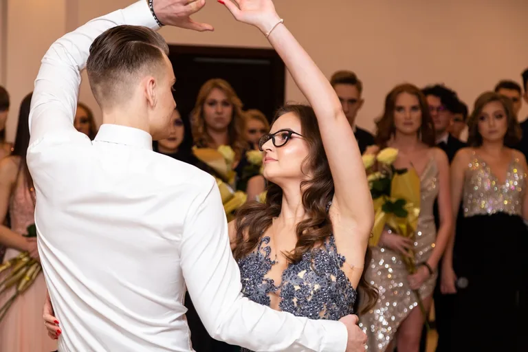 Studniówka uczniów ostrowskiego Kopernika (zdjęcia, wideo)